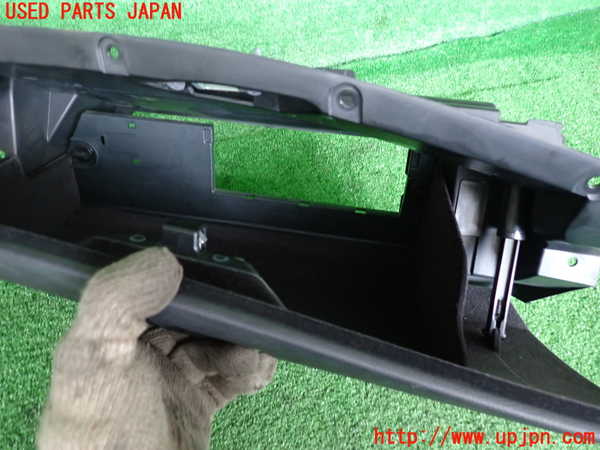 2UPJ-9231847516]BMW M5(NB50)(E60)グローブボックス1 中古_3