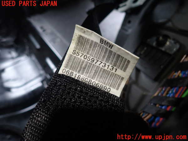 2UPJ-9231847135]BMW M5(NB50)(E60)真中2列目シートベルト 中古_3