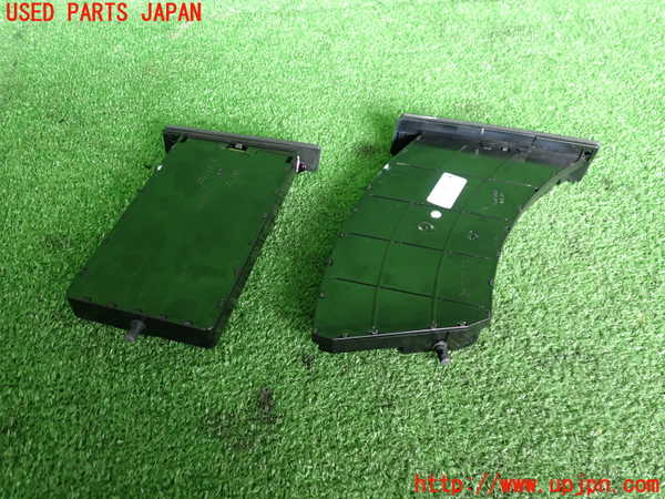 2UPJ-9231847810]BMW M5(NB50)(E60)ドリンクホルダー 中古_4