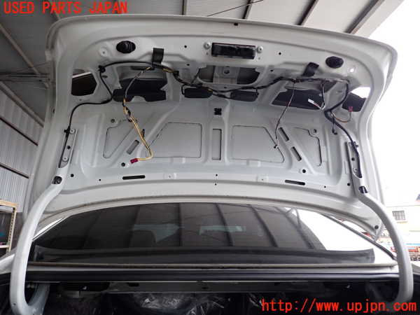 2UPJ-9231851500]BMW 523i(XG20)トランク 中古 F10_2
