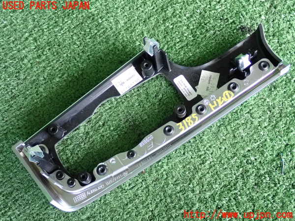 2UPJ-9231857691]BMW 523i(XG20)内装トリム類1 中古 F10_2