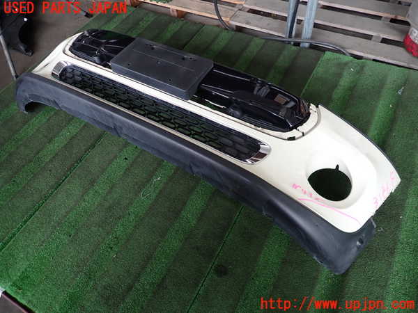 2UPJ-9231861010]BMW ミニ(MINI)クーパーD(XN15M)フロントバンパー 中古 (F56)_2