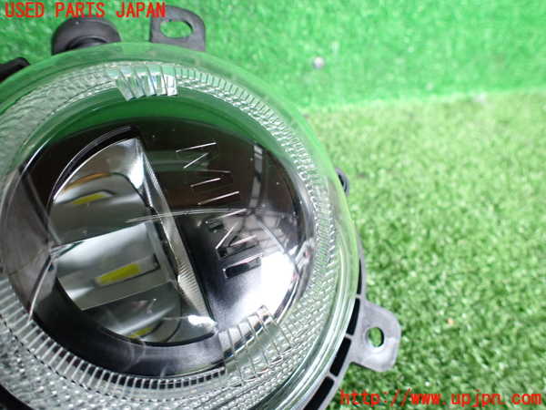 2UPJ-9231861182]BMW ミニ(MINI)クーパーD(XN15M)左フォグ 中古 (F56)_4