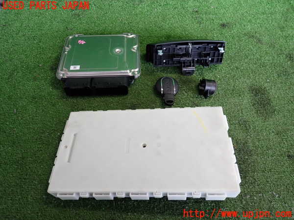 2UPJ-9231866110]BMW ミニ(MINI)クーパーD(XN15M)エンジンコンピューター (DDE) 中古 (F56)_4