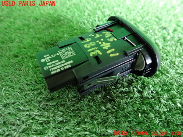 2UPJ-9231866290]BMW ミニ(MINI)クーパーD(XN15M)ハザードスイッチ 中古 (F56)_2