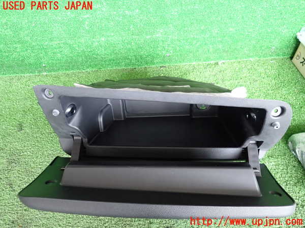 2UPJ-9231867516]BMW ミニ(MINI)クーパーD(XN15M)グローブボックス1 中古 (F56)_5