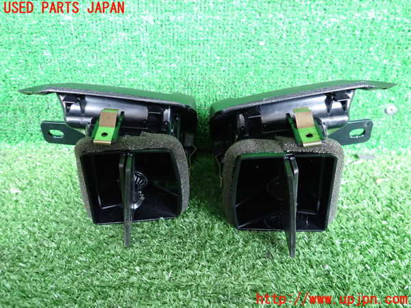 2UPJ-9231867526]BMW ミニ(MINI)クーパーD(XN15M)エアコン吹き出し口1 (真中) 中古 (F56)_2