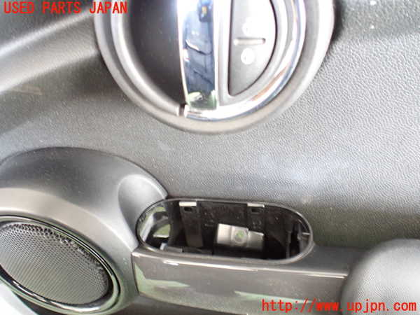 2UPJ-9231861234]BMW ミニ(MINI)クーパーD(XN15M)右前ドア内張り 中古 (F56)_4