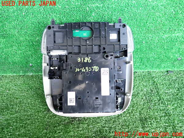 2UPJ-9231866411]BMW ミニ(MINI)クーパーD(XN15M)ルームランプ1 (真中) 中古 (F56)_2
