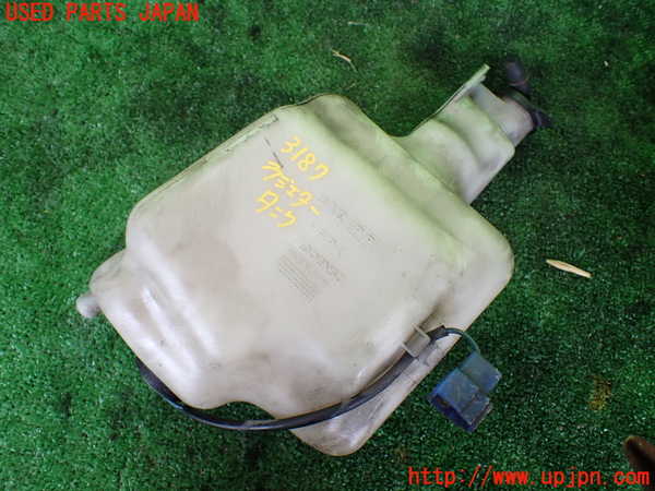 1UPJ-9231872410]ハイエースワゴン100系(KZH100G)ラジエータータンク 中古_1