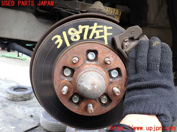 1UPJ-9231874295]ハイエースワゴン100系(KZH100G)左フロントナックルハブ 中古_2