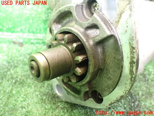 1UPJ-9231876010]ハイエースワゴン100系(KZH100G)セルモーター 中古_3