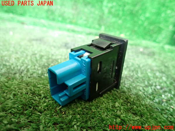 1UPJ-9231876307]ハイエースワゴン100系(KZH100G)スイッチ2（カーテン） 中古_3