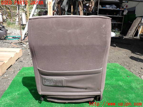 1UPJ-9231877035]ハイエースワゴン100系(KZH100G)運転席シート 中古_5
