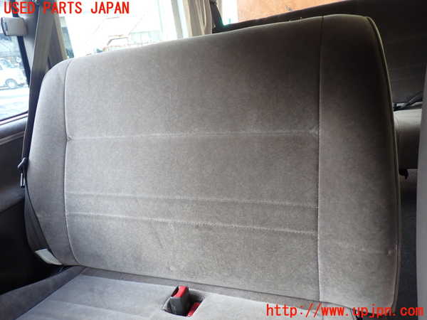1UPJ-9231877145]ハイエースワゴン100系(KZH100G)右2列目シート 中古_2