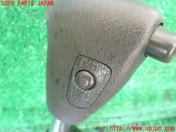 1UPJ-9231877555]ハイエースワゴン100系(KZH100G)ATシフトレバー 中古_2
