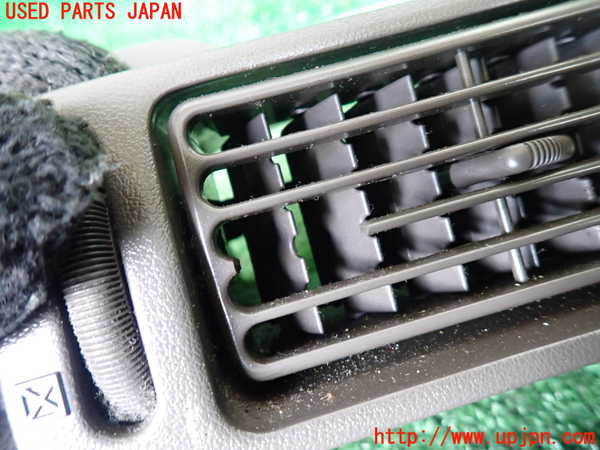 1UPJ-9231877527]ハイエースワゴン100系(KZH100G)エアコン吹き出し口2 中古_2