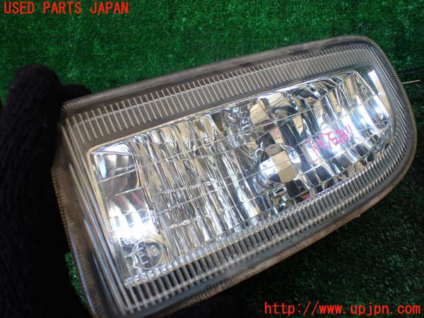 1UPJ-9231881182]グランドハイエース(VCH10W)左フォグ 中古_2
