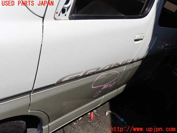 1UPJ-9231881260]グランドハイエース(VCH10W)左前ドア M2T4 中古_3