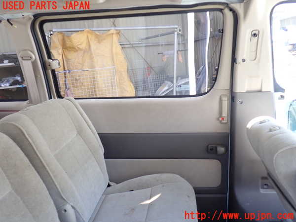 1UPJ-9231881320]グランドハイエース(VCH10W)左後ドア M2A55 中古_4