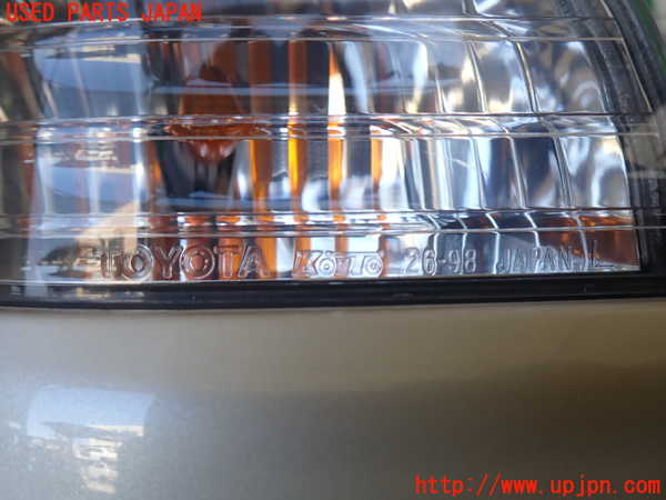 1UPJ-9231881536]グランドハイエース(VCH10W)左テールランプ 中古_4