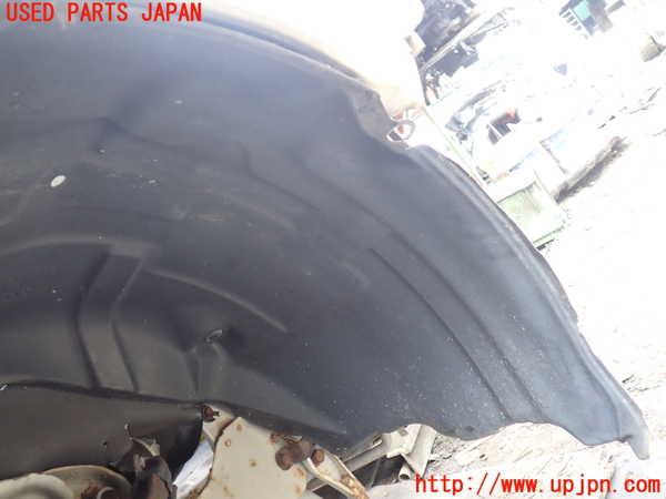 1UPJ-9231881090]グランドハイエース(VCH10W)右前フェンダーライナー 中古_2
