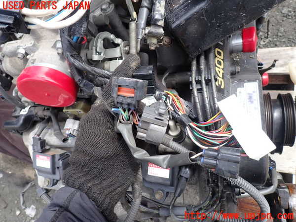 1UPJ-9231882010]グランドハイエース(VCH10W)エンジン 5VZ-FE 中古_3