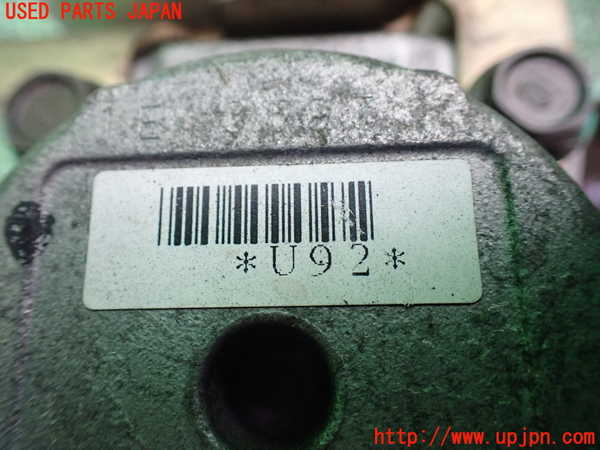 1UPJ-9231884250]グランドハイエース(VCH10W)パワステポンプ 中古_4