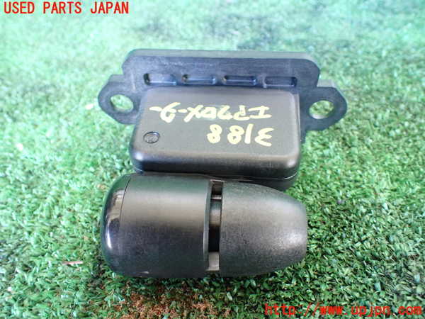 1UPJ-9231886320]グランドハイエース(VCH10W)エアフロメーター 中古_2