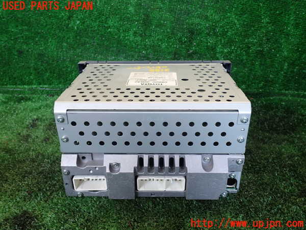 1UPJ-9231886480]グランドハイエース(VCH10W)CDプレーヤー 中古_3