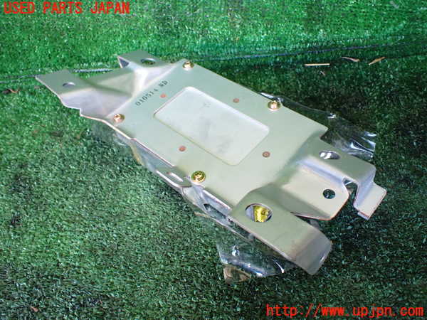 1UPJ-9231886145]グランドハイエース(VCH10W)エアバッグコンピューター 中古_3