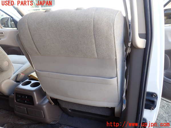 1UPJ-9231887035]グランドハイエース(VCH10W)運転席シート 中古_4