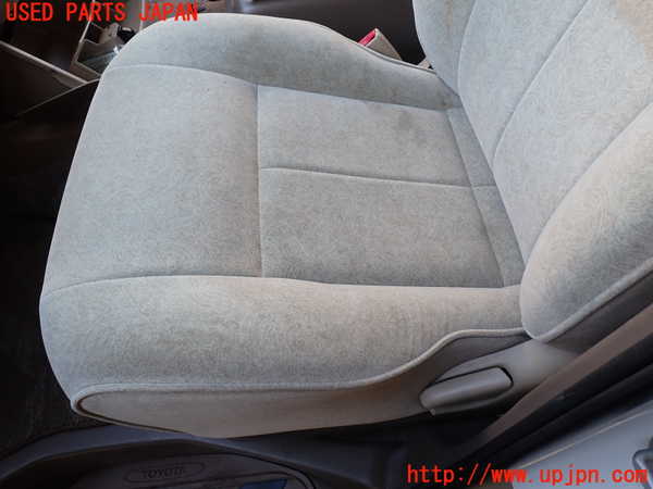 1UPJ-9231887065]グランドハイエース(VCH10W)助手席シート 中古_3