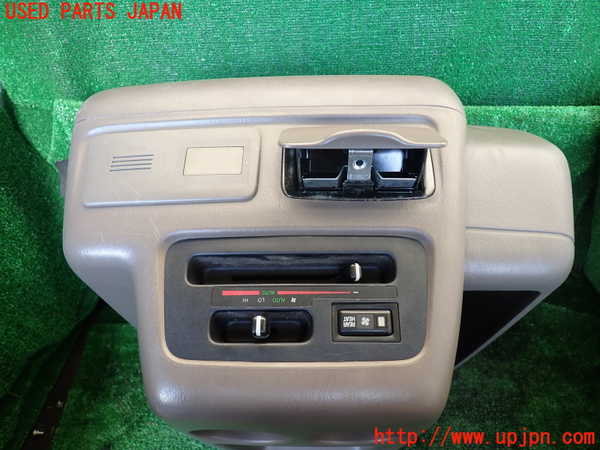 1UPJ-9231887540]グランドハイエース(VCH10W)センターコンソール 中古_3