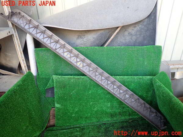 1UPJ-9231887771]グランドハイエース(VCH10W)ラゲッジトレイ1 中古_2