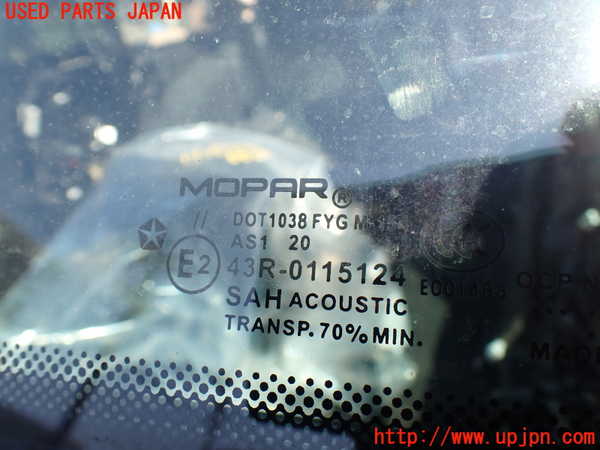 1UPJ-9231891195]ジープ・ラングラー アンリミテッド(JL36L)フロントガラス 中古 MOPAR  M154 43R-0115124_3