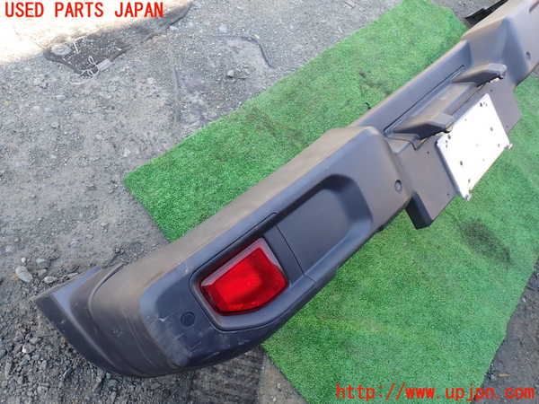 1UPJ-9231891610]ジープ・ラングラー アンリミテッド(JL36L)リアバンパー 中古_3