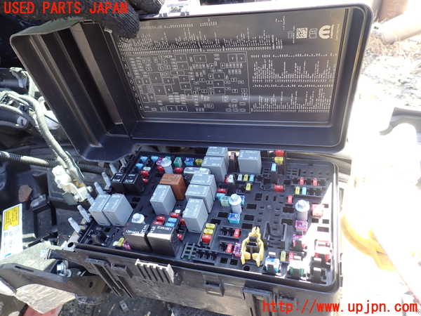 1UPJ-9231896741]ジープ・ラングラー アンリミテッド(JL36L)ヒューズボックス1 中古_2