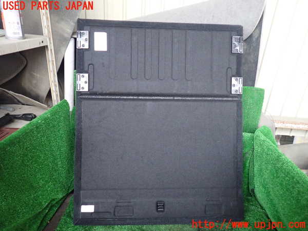 1UPJ-9231897771]ジープ・ラングラー アンリミテッド(JL36L)ラゲッジトレイ1 中古_2