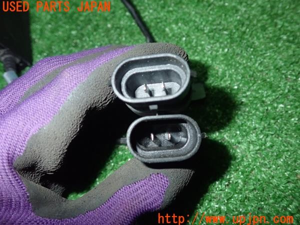 3UPJ=9231900590]セレナ e-POWER(HFC27)fcl. エフーシーエル LEDフォグバルブ 2色切替 2個セット 中古_4