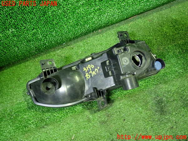 1UPJ-9231901180]セレナ e-POWER(HFC27)右フォグ 中古_2