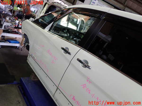 1UPJ-9231901260]セレナ e-POWER(HFC27)左前ドア M2H4U 中古_2