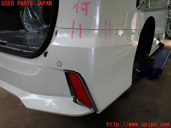 1UPJ-9231901610]セレナ e-POWER(HFC27)リアバンパー 中古_2