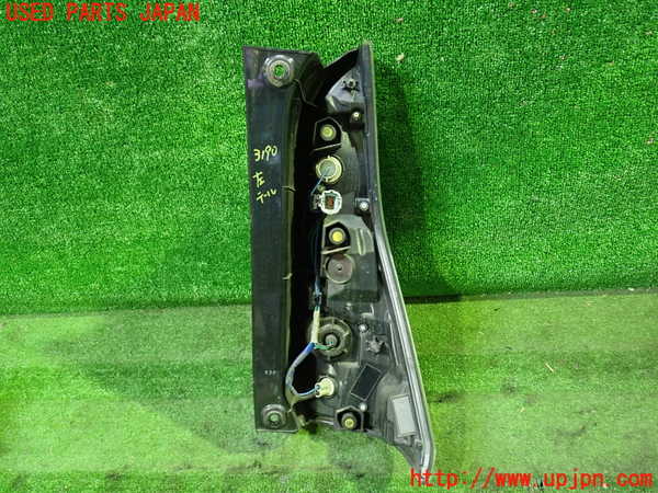 1UPJ-9231901536]セレナ e-POWER(HFC27)左テールランプ 中古_2