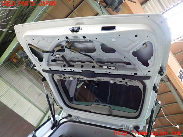 1UPJ-9231901566]セレナ e-POWER(HFC27)バックドア リアゲート ハッチ M28Q8 中古_5