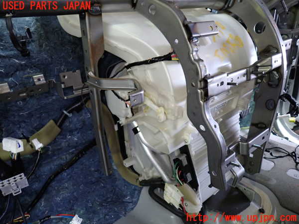 1UPJ-9231906081]セレナ e-POWER(HFC27)エバポレーター1 (フロント) 中古_2