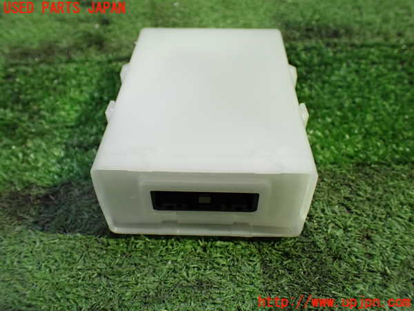 1UPJ-9231906152]セレナ e-POWER(HFC27)コンピューター7 (284U15TA0A) 中古_2