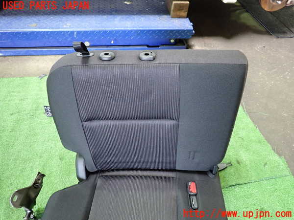 1UPJ-9231907235]セレナ e-POWER(HFC27)右3列目シート 中古_2
