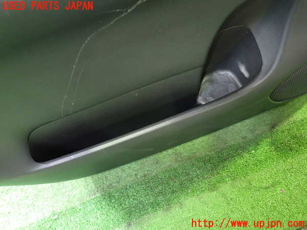 1UPJ-9231901264]セレナ e-POWER(HFC27)左前ドア内張り 中古_3