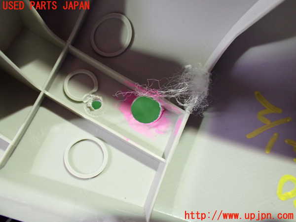 1UPJ-9231907655]セレナ e-POWER(HFC27)右フロントピラートリム 中古_3